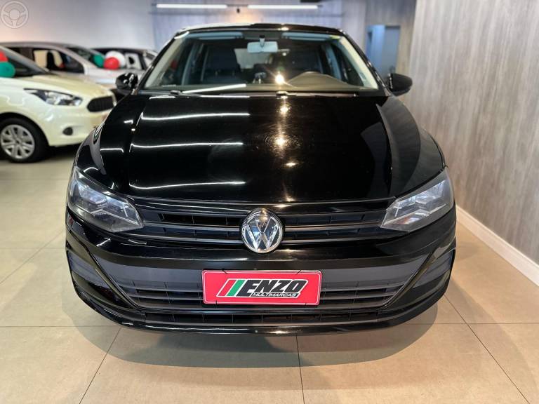 VOLKSWAGEN - POLO 1.0MPI TOTAL FLEX MANUAL - 2020/2020 - PRETA - R$ 65.900,00