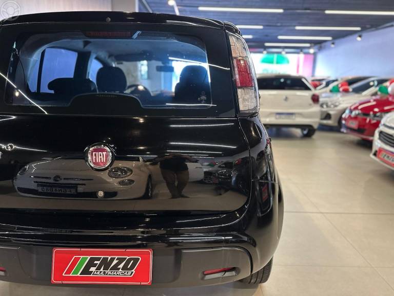 FIAT - UNO 1.0 EVO ATTRACTIVE 8V FLEX 4P MANUAL - 2018/2019 - PRETA - R$ 42.900,00