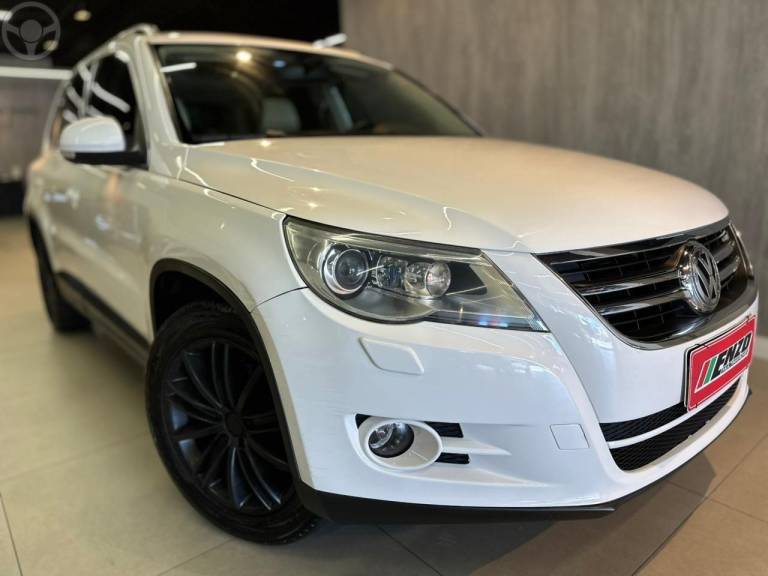 VOLKSWAGEN - TIGUAN 2.0 TSI 16V TURBO 4P TIPTRONIC - 2009/2010 - BRANCA - R$ 59.900,00