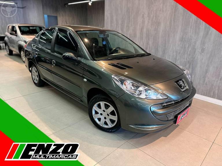 PEUGEOT - 207 1.4 SEDAN XR PASSION 8V FLEX 4P MANUAL - 2010/2011 - CINZA - R$ 21.900,00