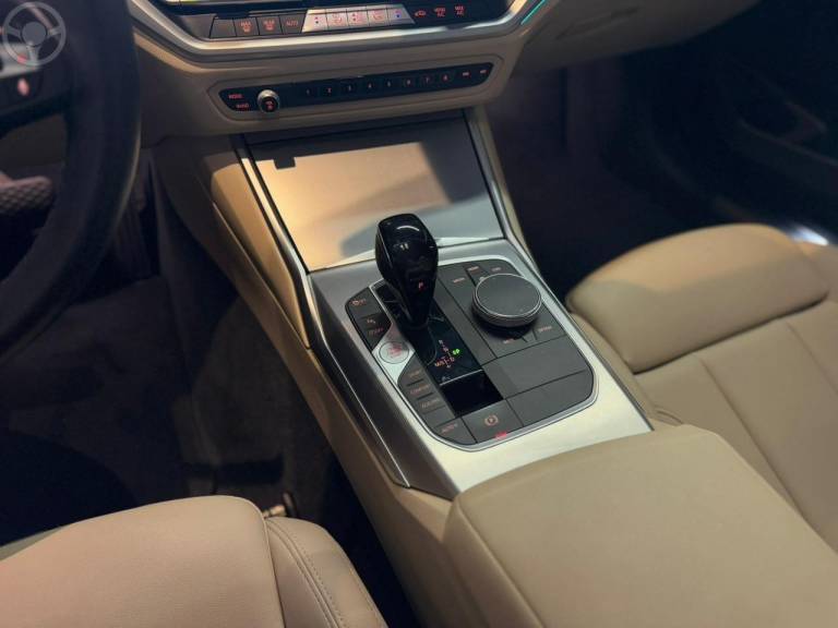 BMW - 320I 2.0 M SPORT 16V TURBO 4P AUTOMÁTICO - 2019/2020 - CINZA - R$ 203.900,00
