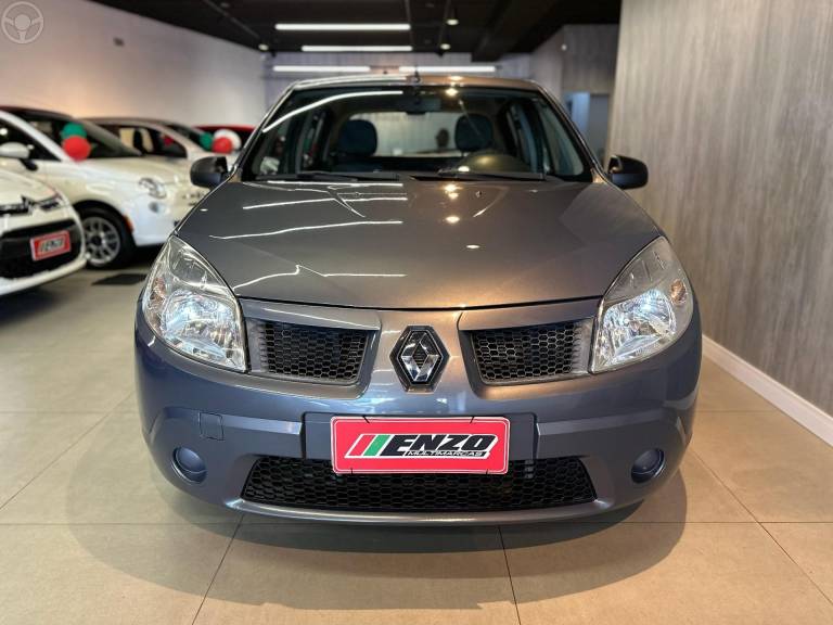RENAULT - SANDERO 1.0 EXPRESSION 16V FLEX 4P MANUAL - 2009/2010 - CINZA - R$ 28.900,00