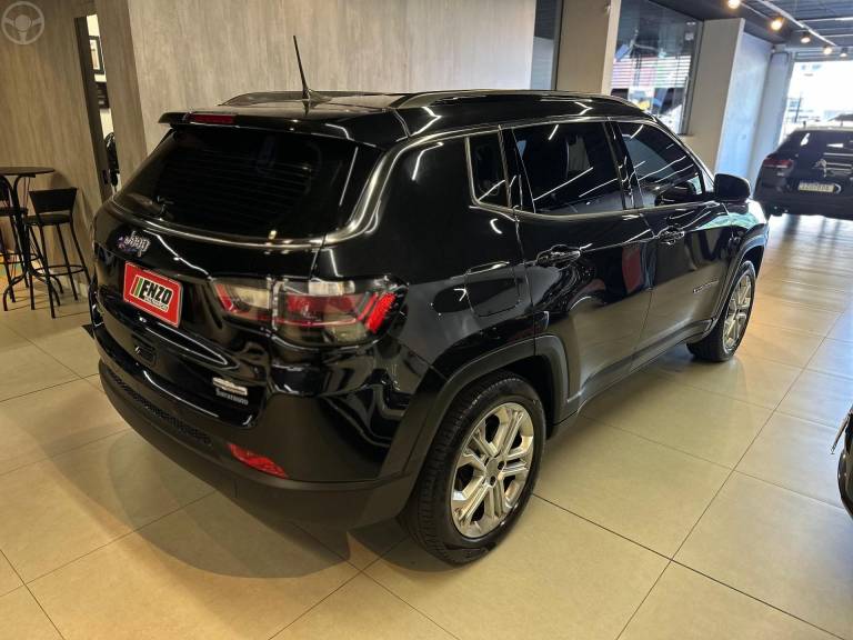 JEEP - COMPASS 1.3 LONGITUDE T270 16V TURBO 4X2 FLEX 4P AUTOMÁTICO - 2022/2022 - PRETA - R$ 134.900,00