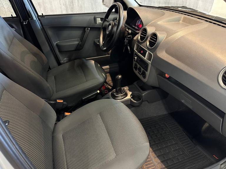 VOLKSWAGEN - PARATI 1.6 MI 8V FLEX 4P MANUAL G.IV - 2009/2009 - PRATA - R$ 33.900,00