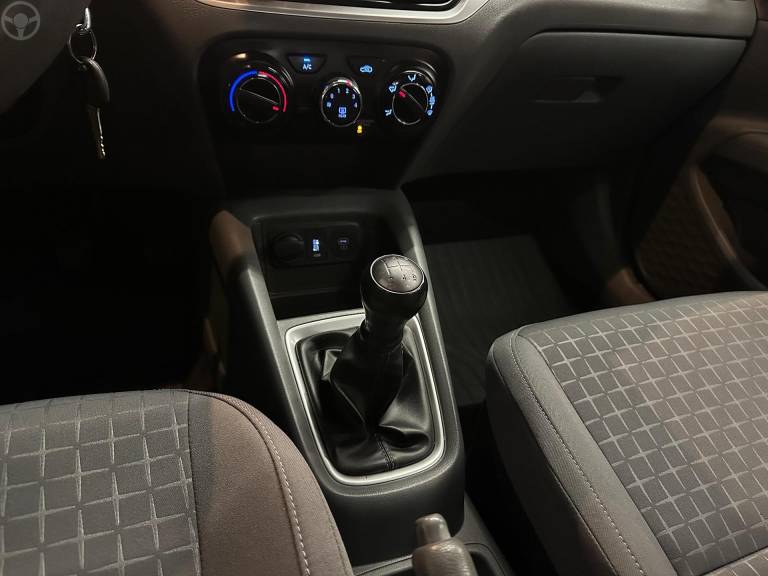 HYUNDAI - HB20S 1.0 COMFORT 12V FLEX 4P MANUAL - 2023/2023 - CINZA - R$ 76.900,00