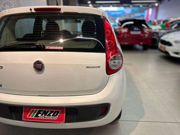 FIAT - PALIO 1.0 MPI ATTRACTIVE 8V FLEX 4P MANUAL - 2016/2016 - BRANCA - R$ 46.900,00