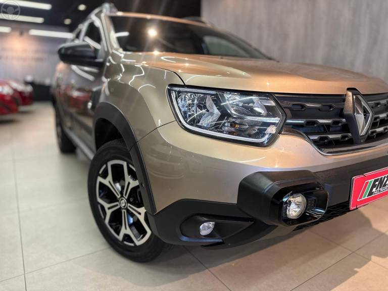 RENAULT - DUSTER 1.6 ICONIC 16V FLEX 4P AUTOMÁTICO - 2020/2021 - BEGE - R$ 92.900,00