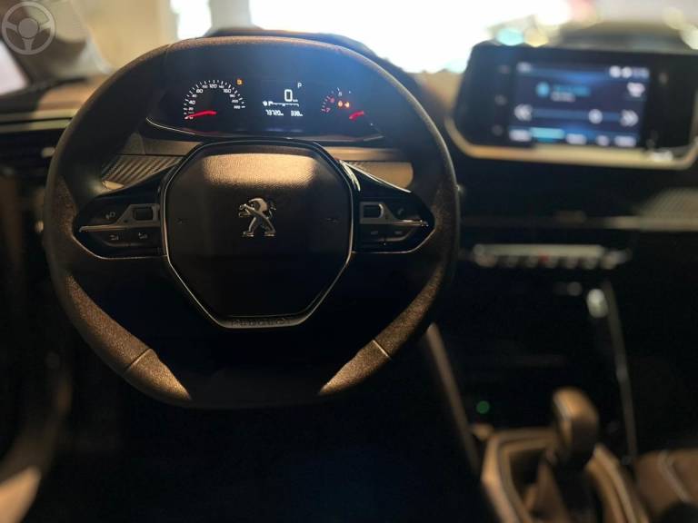 PEUGEOT - 208 1.6 ACTIVE PACK 16V FLEX 4P AUTOMÁTICO - 2020/2021 - PRATA - R$ 71.900,00