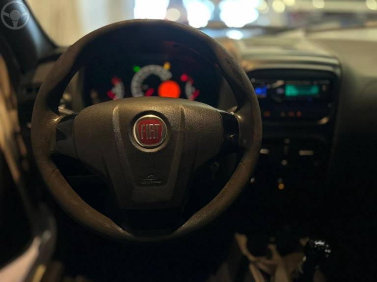 FIAT - STRADA 1.4 MPI HARD WORKING CS 8V FLEX 2P MANUAL - 2019/2020 - BRANCA - R$ 54.900,00