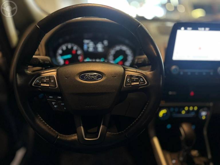 FORD - ECOSPORT 2.0 TITANIUM PLUS 16V FLEX 4P AUTOMÁTICO - 2018/2019 - PRATA - R$ 79.900,00