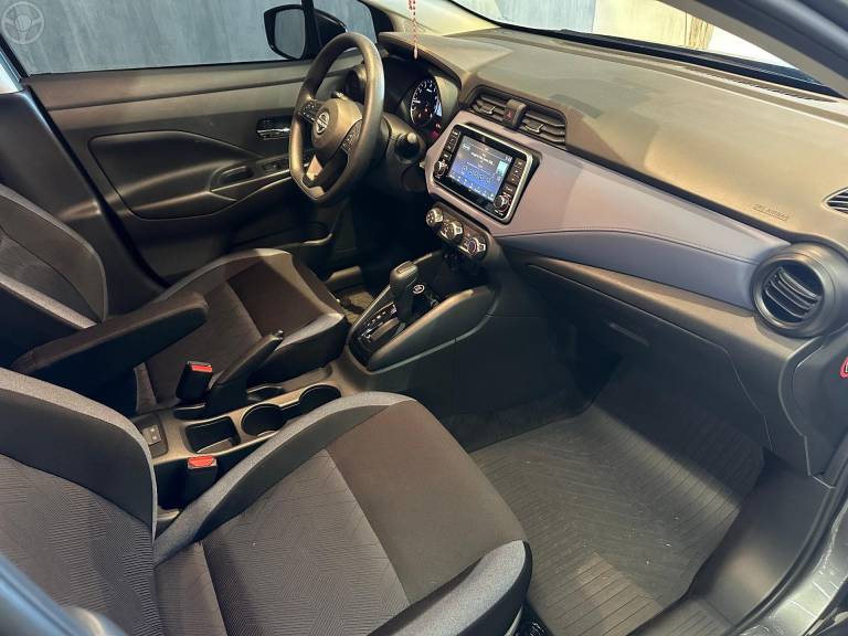 NISSAN - VERSA 1.6 SENSE 16V FLEX 4P AUTOMÁTICO - 2024/2025 - CINZA - R$ 105.900,00
