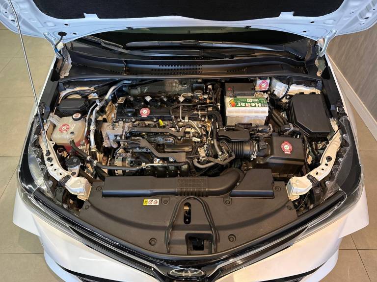 TOYOTA - COROLLA 2.0 GR SPORT 16V FLEX 4P AUTOMÁTICO - 2021/2022 - BRANCA - R$ 140.900,00