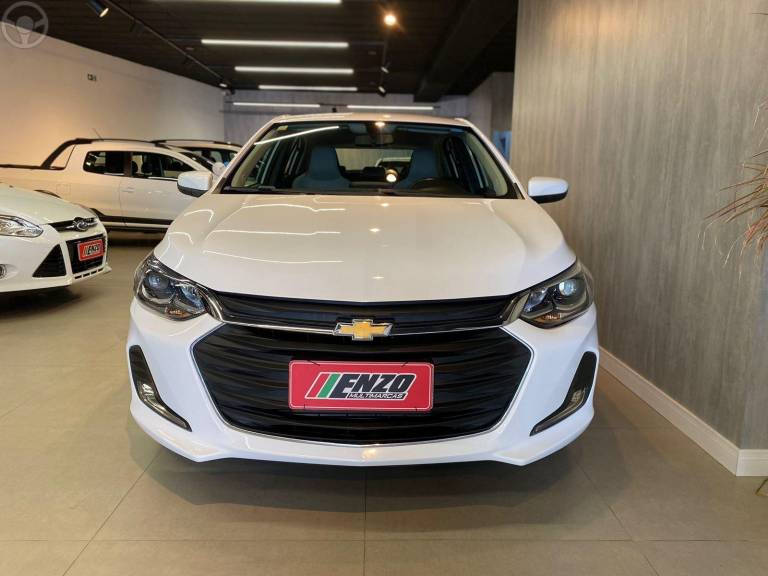 CHEVROLET - ONIX 1.0 PREMIER 12V TURBO FLEX 4P AUTOMÁTICO - 2020/2021 - BRANCA - R$ 82.900,00