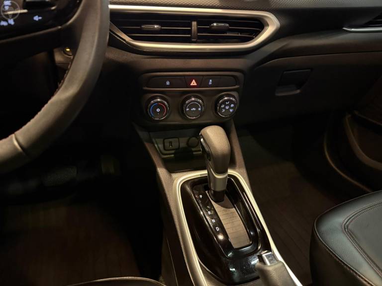 CHEVROLET - TRACKER 1.2 12V RS TURBO FLEX 4P AUTOMÁTICO - 2023/2024 - CINZA - R$ 134.900,00