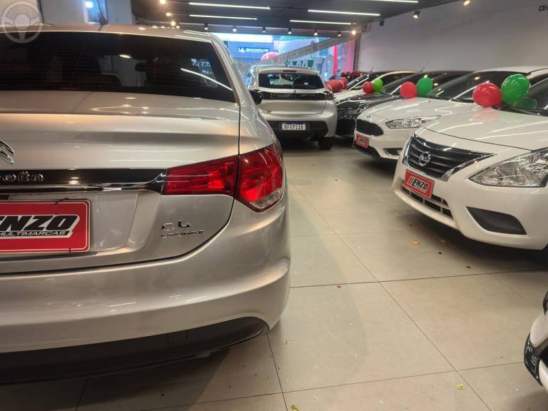 CITROËN - C4 LOUNGE 1.6 EXCLUSIVE 16V TURBO FLEX 4P AUTOMÁTICO - 2017/2018 - PRATA - R$ 64.900,00