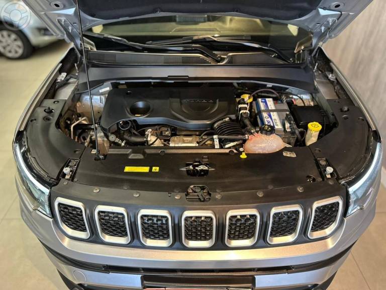 JEEP - COMPASS 1.3 SPORT T270 16V TURBO FLEX 4P AUTOMÁTICO - 2021/2022 - PRATA - R$ 112.900,00