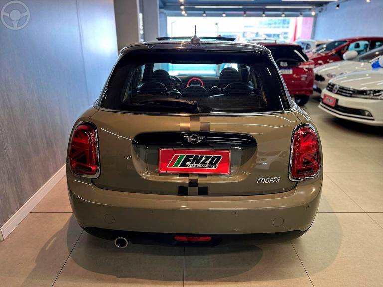 MINI - COOPER 1.5 12V TURBO NAVI 4P AUTOMÁTICO - 2018/2019 - CINZA - R$ 112.900,00
