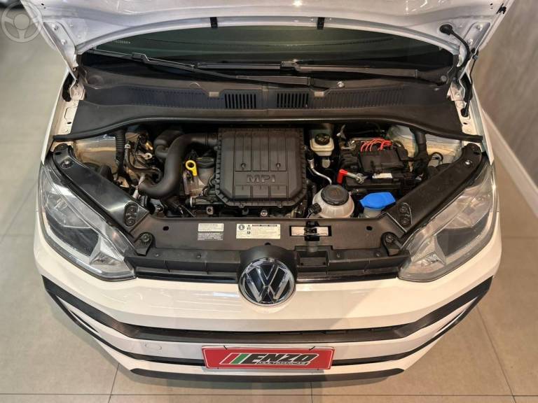 VOLKSWAGEN - UP 1.0 MPI MOVE UP 12V FLEX 2P MANUAL - 2018/2019 - BRANCA - R$ 57.900,00