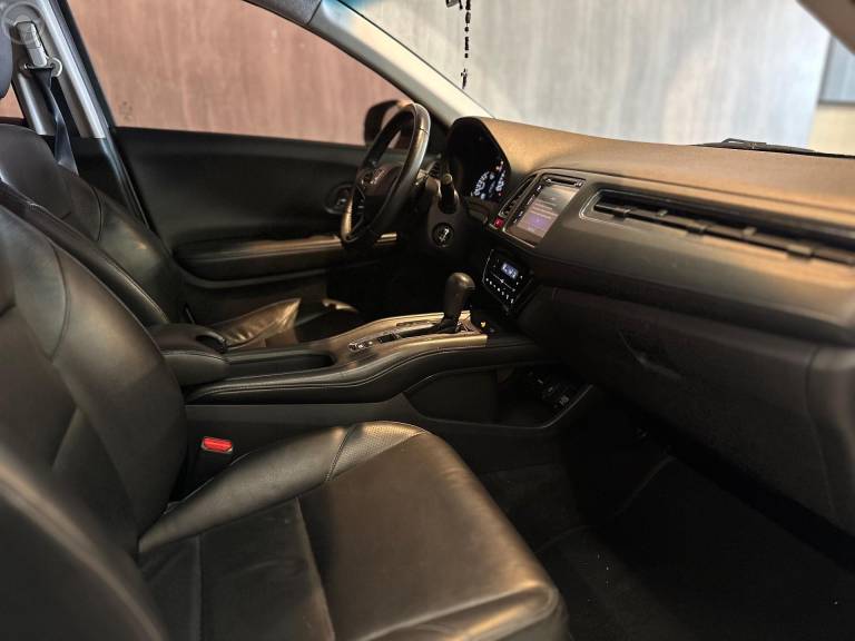 HONDA - HR-V 1.8 16V FLEX EXL 4P AUTOMÁTICO - 2018/2018 - BRANCA - R$ 97.900,00