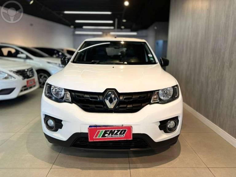 RENAULT - KWID 1.0 12V SCE FLEX INTENSE MANUAL - 2017/2018 - BRANCA - R$ 41.900,00