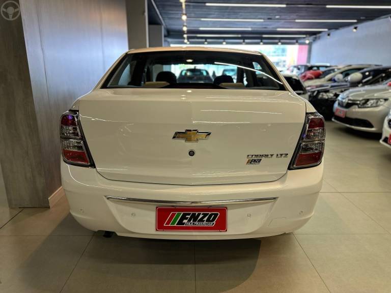 CHEVROLET - COBALT 1.8 MPFI LTZ 8V FLEX 4P AUTOMÁTICO - 2015/2015 - BRANCA - R$ 45.900,00