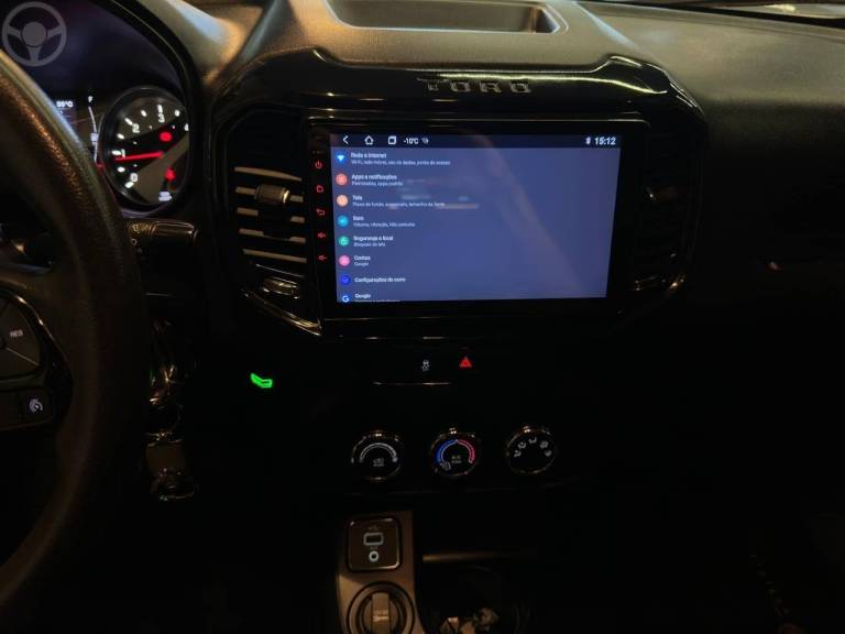 FIAT - TORO 2.0 16V TURBO DIESEL FREEDOM MANUAL - 2017/2017 - BRANCA - R$ 88.900,00