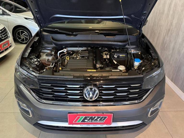 VOLKSWAGEN - T-CROSS 1.4 HIGHLINE TSI 16V FLEX 4P AUTOMÁTICO - 2020/2021 - CINZA - R$ 117.900,00