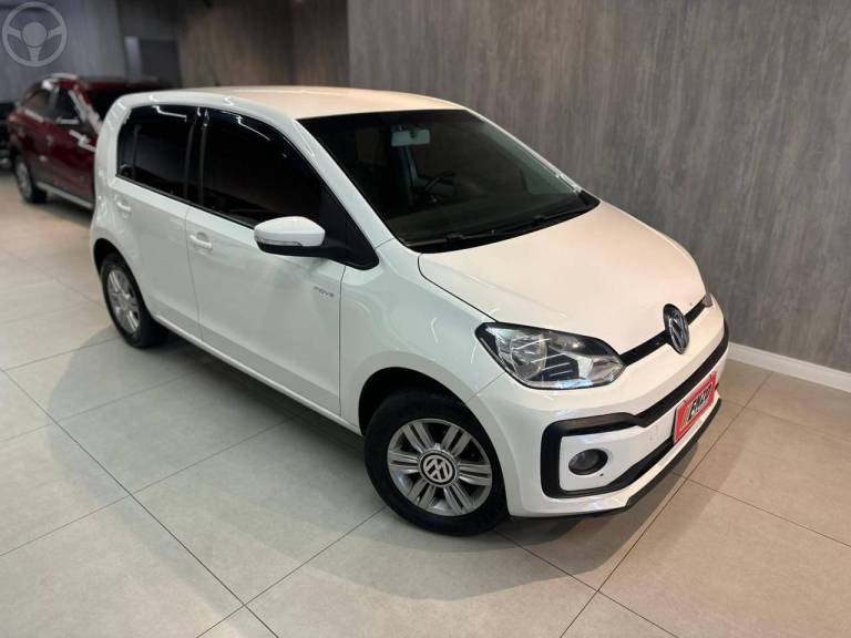 VOLKSWAGEN - UP 1.0 MPI MOVE UP 12V FLEX 2P MANUAL - 2018/2019 - BRANCA - R$ 57.900,00