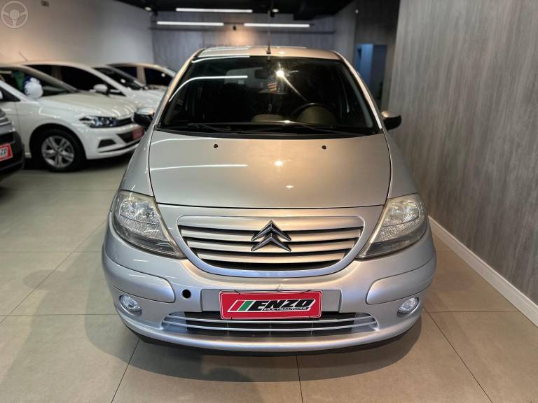 CITROËN - C3 1.6 I GLX 16V FLEX 4P MANUAL - 2005/2006 - PRATA - R$ 24.900,00