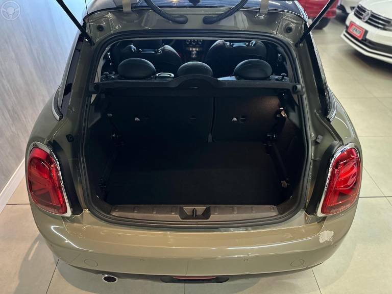 MINI - COOPER 1.5 12V TURBO NAVI 4P AUTOMÁTICO - 2018/2019 - CINZA - R$ 112.900,00