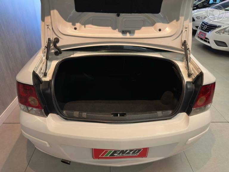 CHEVROLET - VECTRA 2.0 MPFI ELEGANCE 8V 140CV FLEX 4P MANUAL - 2006/2006 - BRANCA - R$ 36.900,00