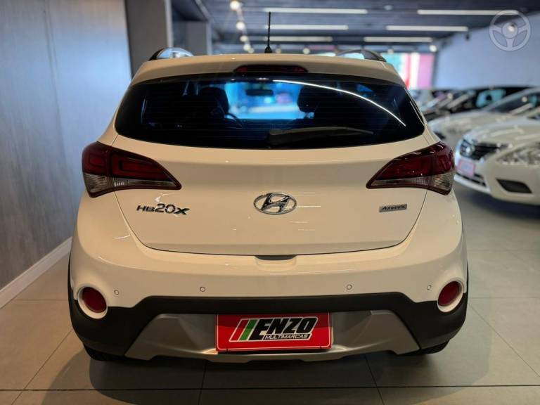 HYUNDAI - HB20X 1.6 16V PREMIUM FLEX 4P AUTOMÁTICO - 2016/2017 - BRANCA - R$ 71.900,00
