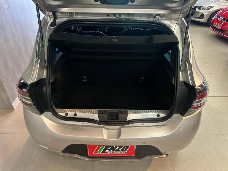 RENAULT - SANDERO 1.0 12V GT LINE LIMITED FLEX 4P MANUAL - 2021/2022 - PRATA - R$ 64.900,00