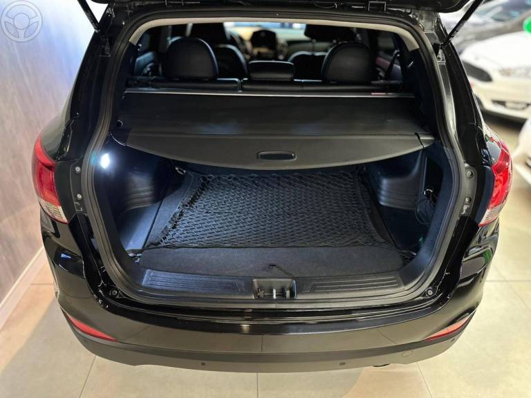 HYUNDAI - IX35 2.0 16V FLEX 4P AUTOMÁTICO - 2016/2017 - PRETA - R$ 84.900,00