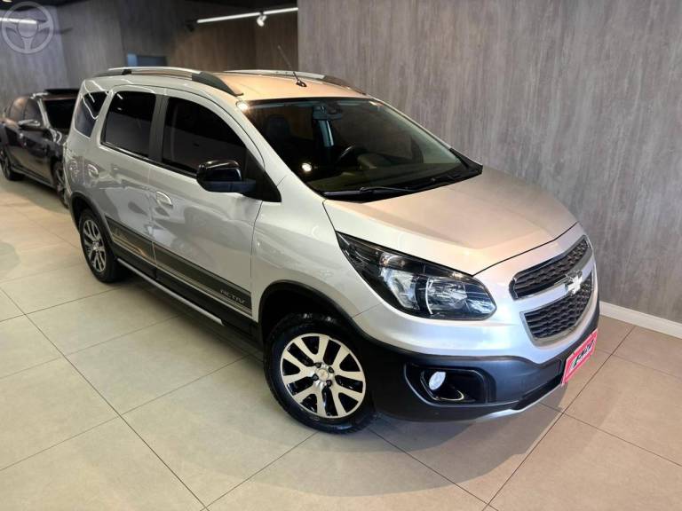 CHEVROLET - SPIN 1.8 ACTIV 8V FLEX 4P AUTOMÁTICO - 2015/2016 - PRATA - R$ 61.900,00