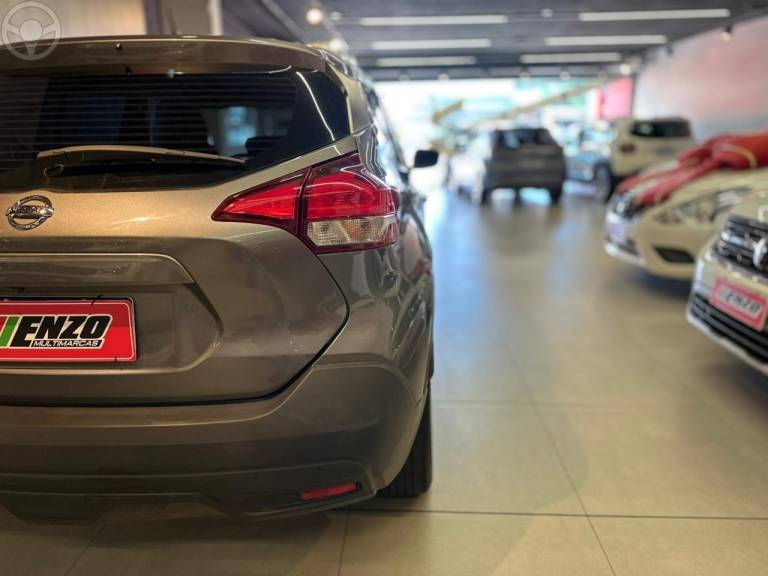 NISSAN - KICKS 1.6 ACTIVE 16V FLEX 4P AUTOMÁTICO - 2020/2021 - CINZA - R$ 86.900,00