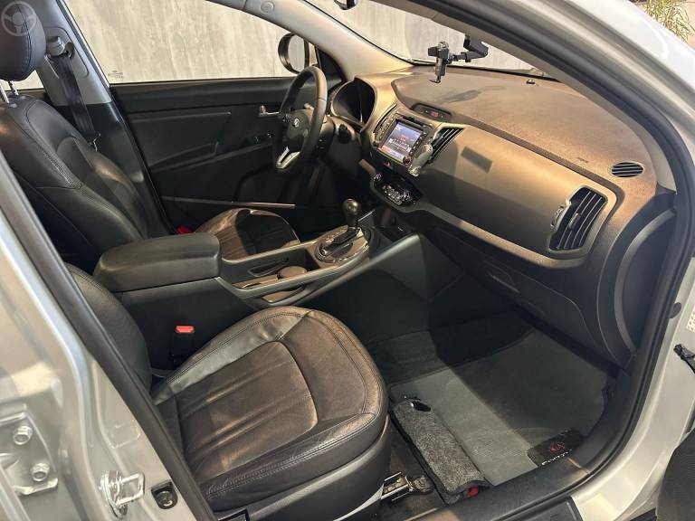 KIA MOTORS - SPORTAGE 2.0 EX2 4X2 16V FLEX 4P AUTOMÁTICO - 2013/2013 - PRATA - R$ 81.900,00