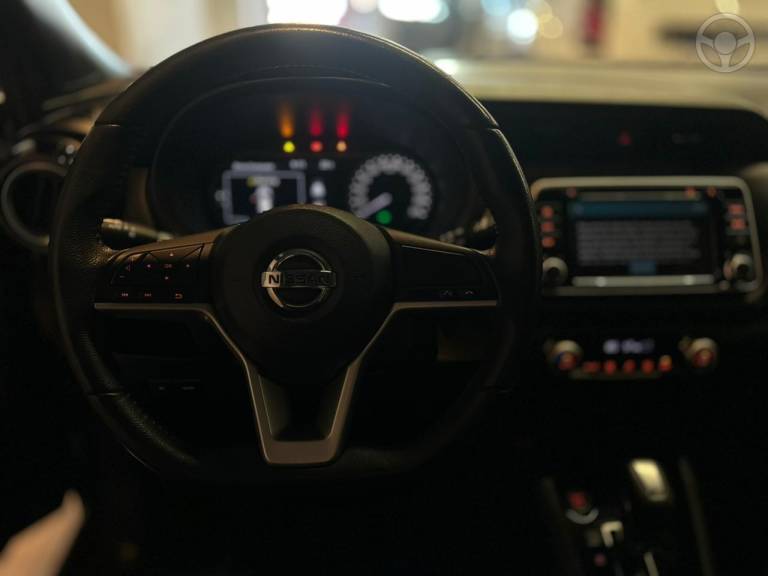 NISSAN - KICKS 1.6 16V FLEX SL PACK TECH 4P XTRONIC - 2017/2018 - CINZA - R$ 84.900,00