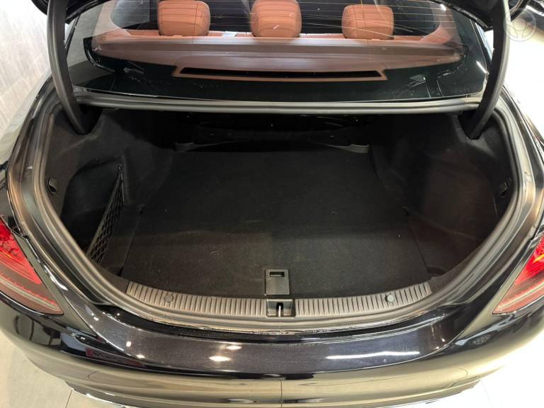 MERCEDES-BENZ - C 180 1.6 CGI 16V TURBO 4P AUTOMÁTICO - 2018/2019 - PRETA - R$ 139.900,00