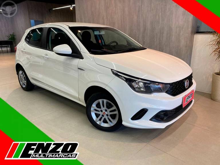 FIAT - ARGO 1.0 DRIVE 6V FLEX 4P MANUAL - 2018/2019 - BRANCA - R$ 53.900,00