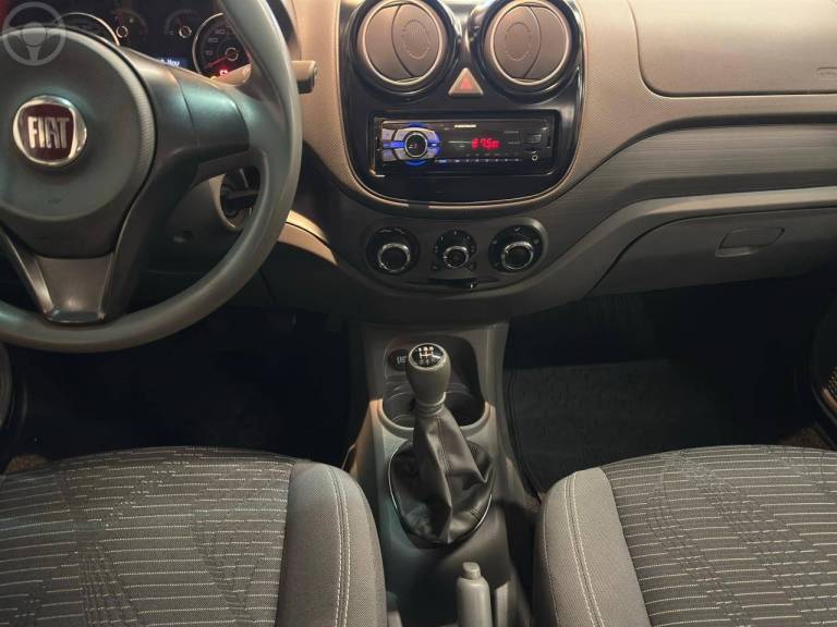 FIAT - PALIO 1.0 MPI ATTRACTIVE 8V FLEX 4P MANUAL - 2016/2016 - BRANCA - R$ 46.900,00