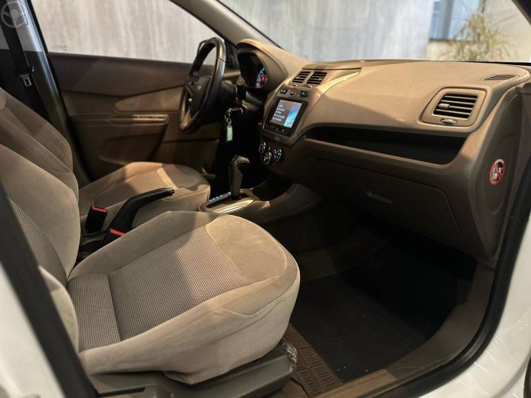 CHEVROLET - COBALT 1.8 MPFI LTZ 8V FLEX 4P AUTOMÁTICO - 2015/2015 - BRANCA - R$ 45.900,00