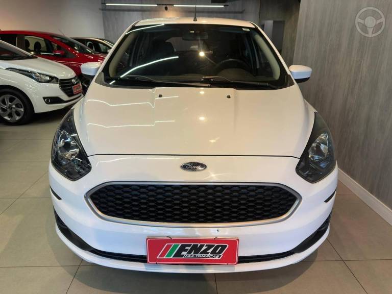 FORD - KA 1.0 SE PLUS 12V FLEX 4P MANUAL - 2018/2019 - BRANCA - R$ 48.900,00