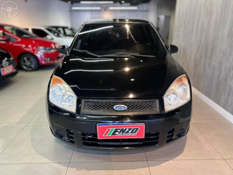 FORD - FIESTA 1.6 ROCAM SEDAN 8V FLEX 4P MANUAL - 2008/2008 - PRETA - R$ 22.900,00