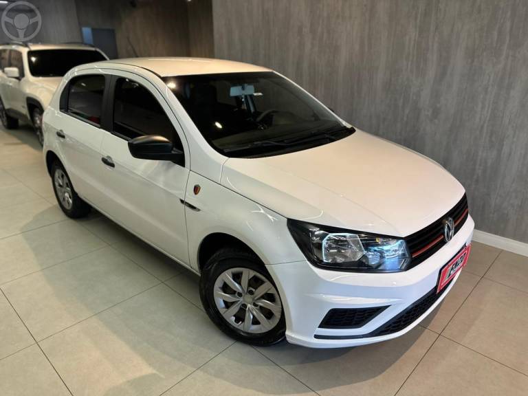 VOLKSWAGEN - GOL 1.0 12V MPI TOTALFLEX 4P MANUAL - 2019/2020 - BRANCA - R$ 48.900,00