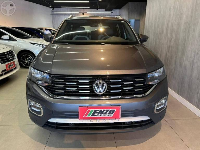 VOLKSWAGEN - T-CROSS 1.4 HIGHLINE TSI 16V FLEX 4P AUTOMÁTICO - 2020/2021 - CINZA - R$ 117.900,00