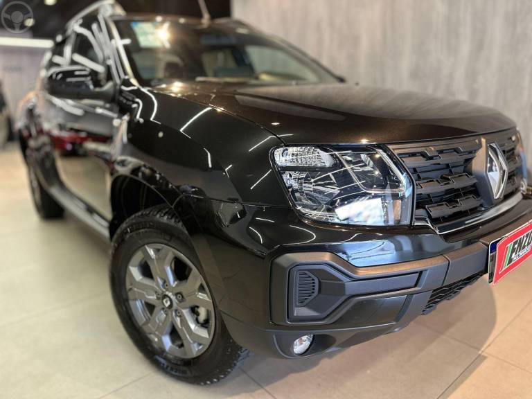 RENAULT - OROCH 1.6 16V SCE INTENSE FLEX 4P MANUAL - 2024/2025 - PRETA - R$ 108.900,00