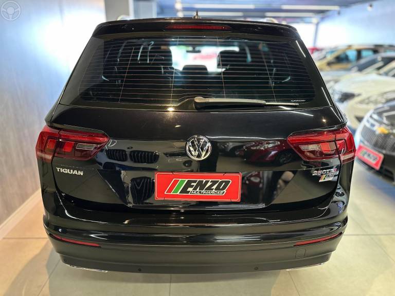 VOLKSWAGEN - TIGUAN 1.4 ALLSPACE COMFORT 250 TSI FLEX 4P - 2019/2020 - PRETA - R$ 134.900,00