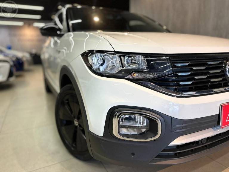 VOLKSWAGEN - T-CROSS 1.4 HIGHLINE TSI 16V FLEX 4P AUTOMÁTICO - 2022/2022 - BRANCA - R$ 114.900,00