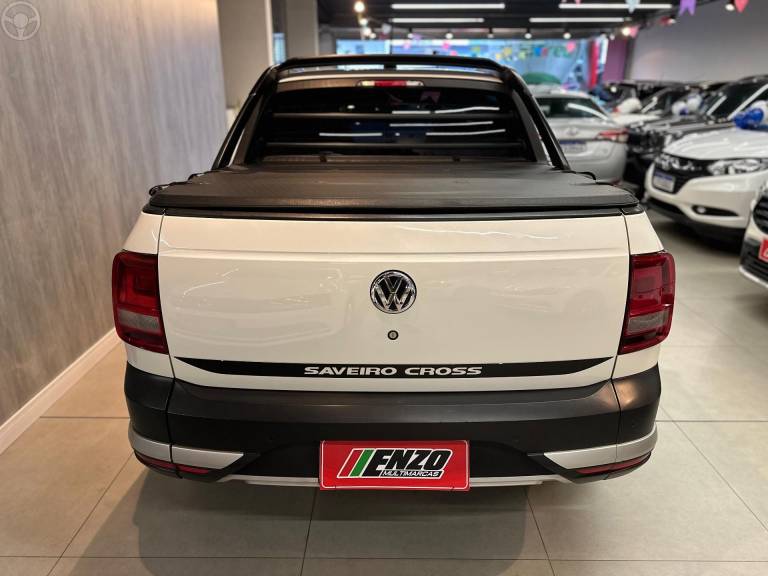 VOLKSWAGEN - SAVEIRO 1.6 CROSS CD 16V FLEX 2P MANUAL - 2016/2017 - BRANCA - R$ 78.900,00